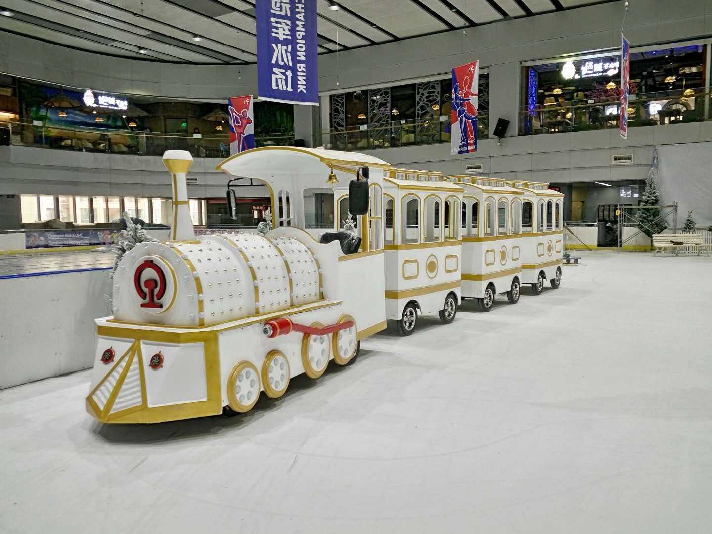迪庆景区小火车